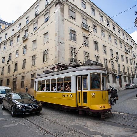 Апартаменты Downtown - Chiado & Me Лиссабон Экстерьер фото